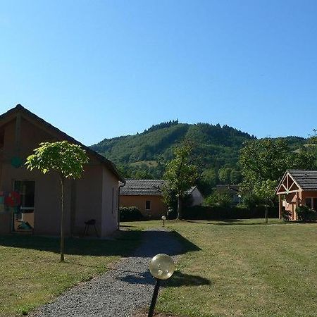 Saint-Geniez D'Olt - Residence Le Colombier Eksteriør billede