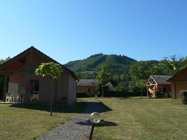 Saint-Geniez D'Olt - Residence Le Colombier Eksteriør billede